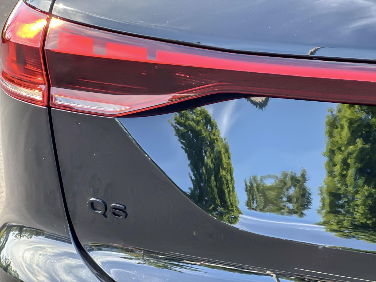 2025 Audi Q6 e-tron Premium Plus