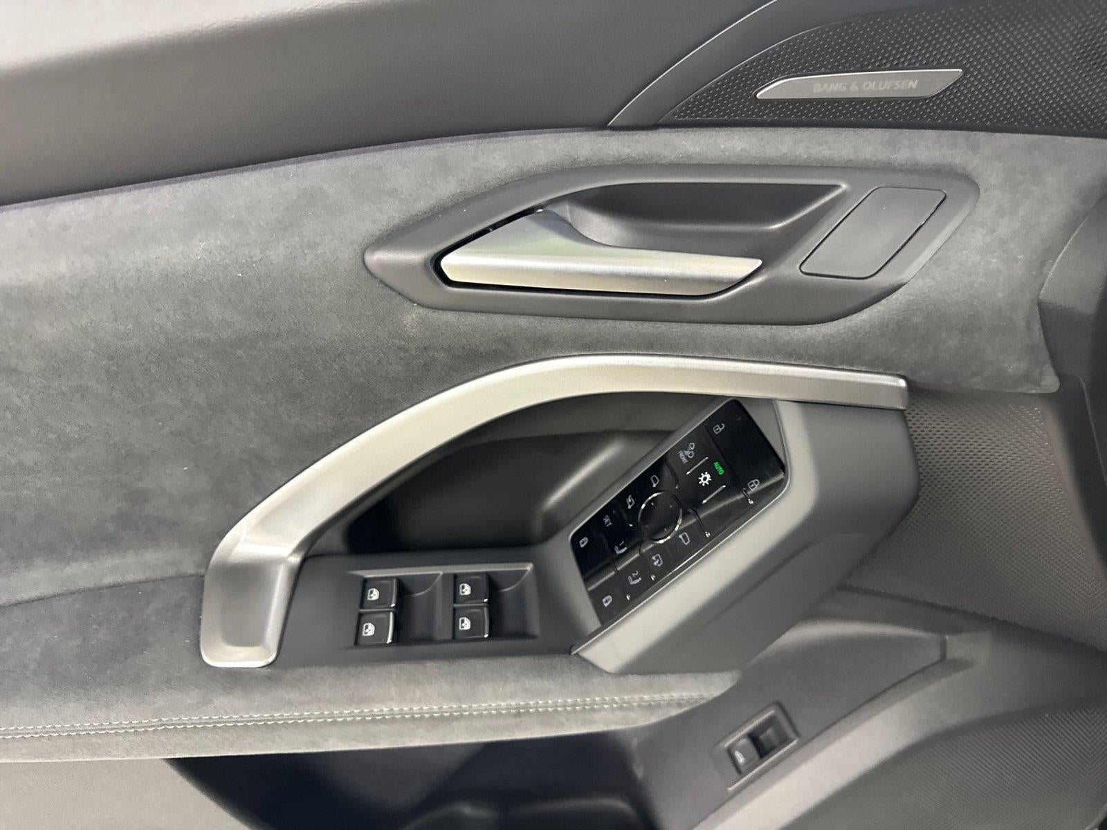 2026 Audi SQ5 Premium Plus