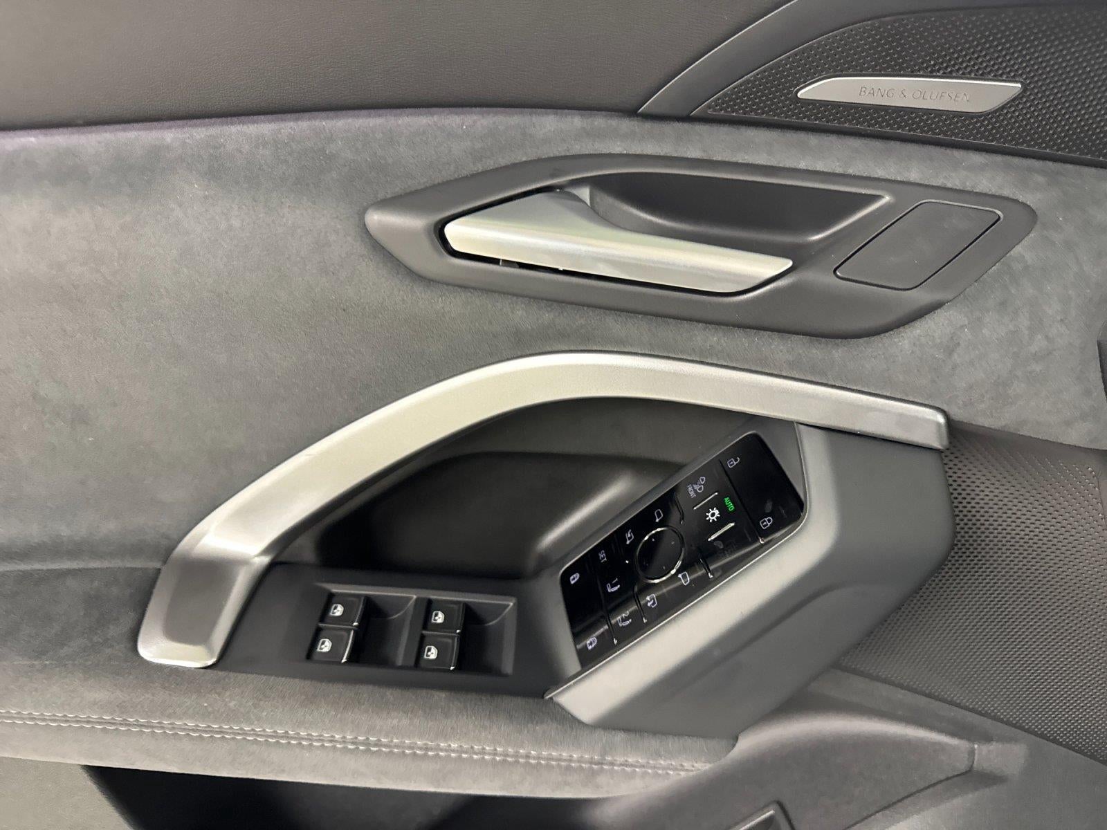 2026 Audi SQ5 Premium Plus