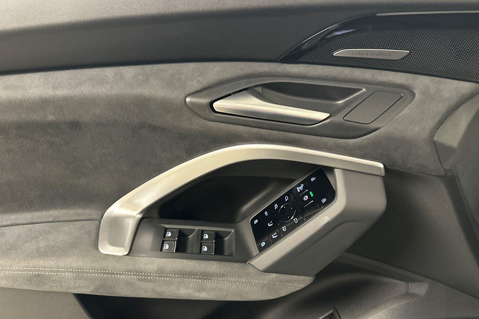 2025 Audi SQ5 Premium Plus