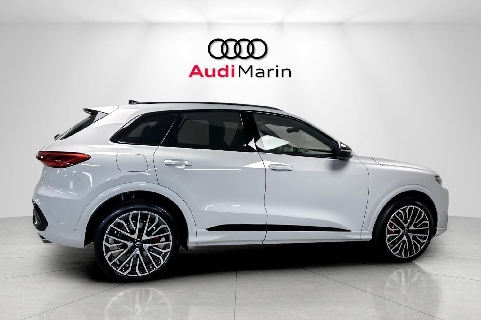 2025 Audi SQ5 Premium Plus