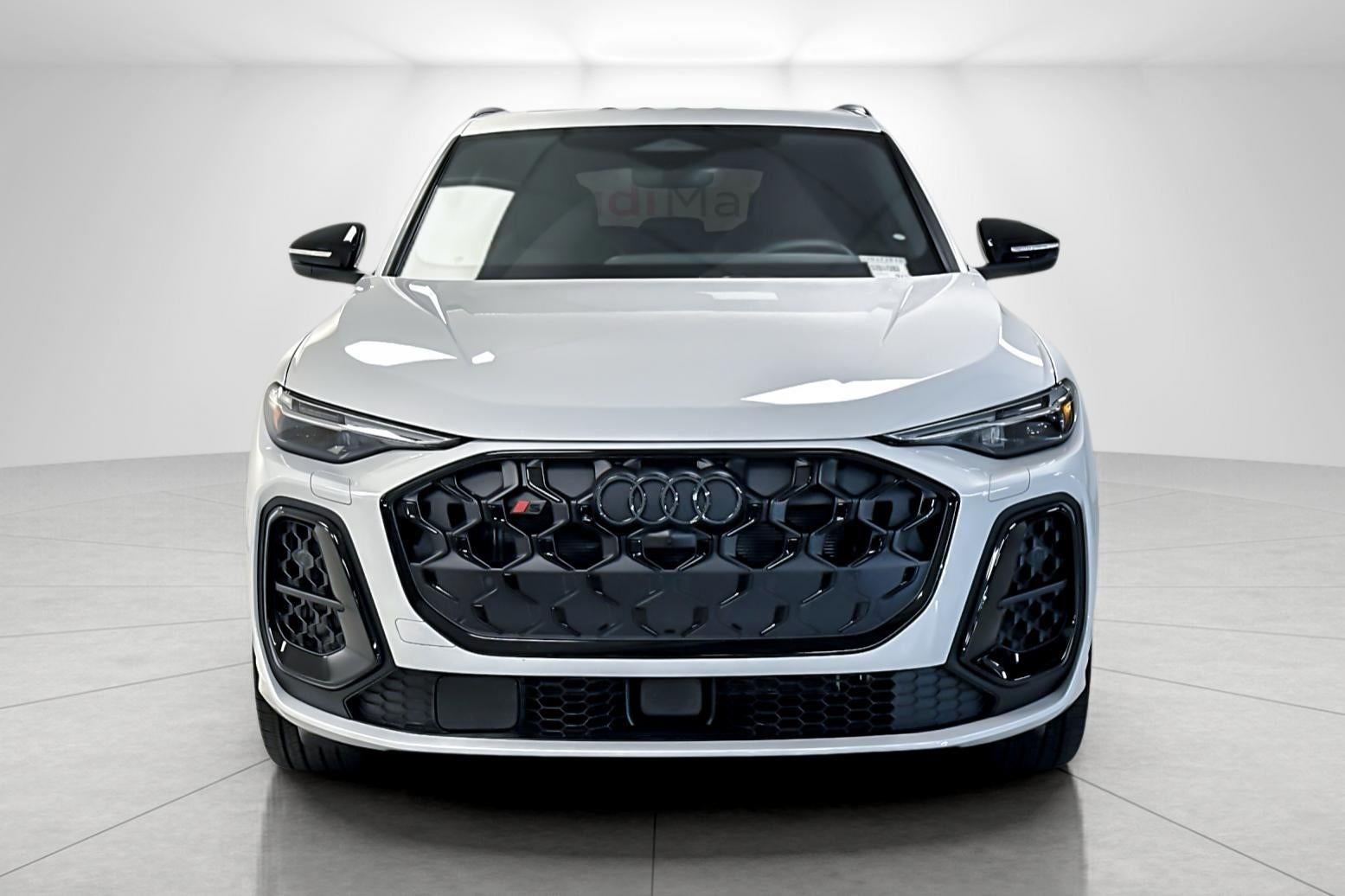 2025 Audi SQ5 Premium Plus