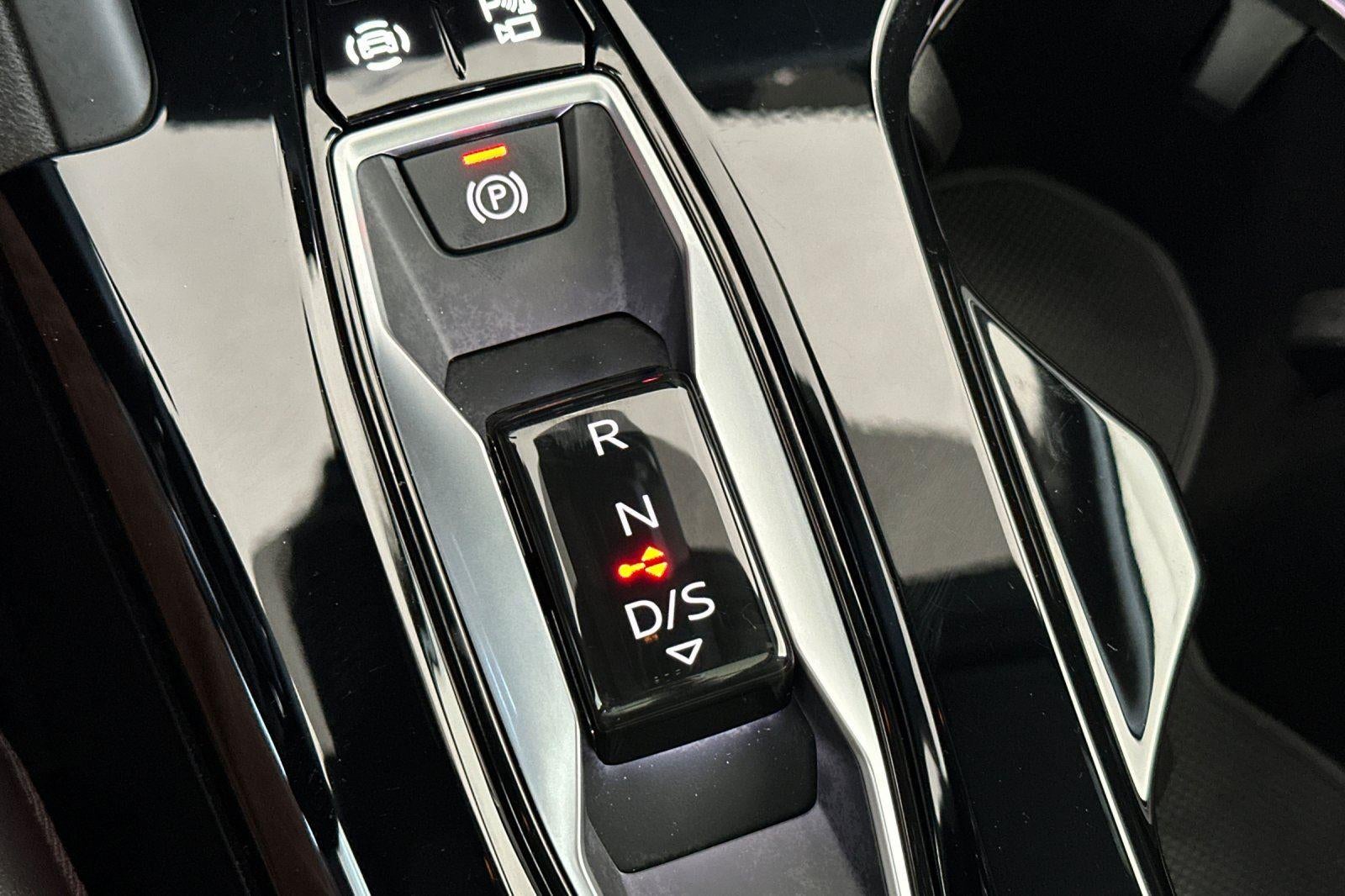 2025 Audi SQ5 Premium Plus