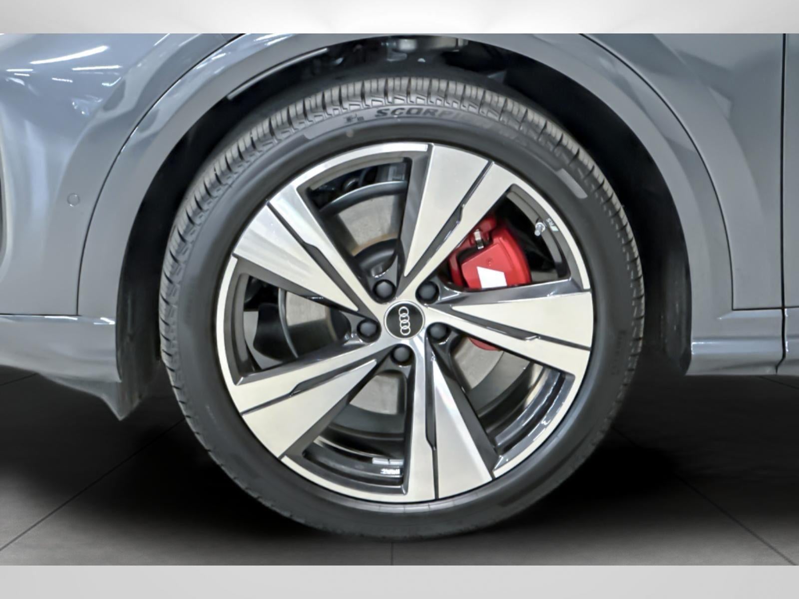 2025 Audi SQ5 Premium Plus