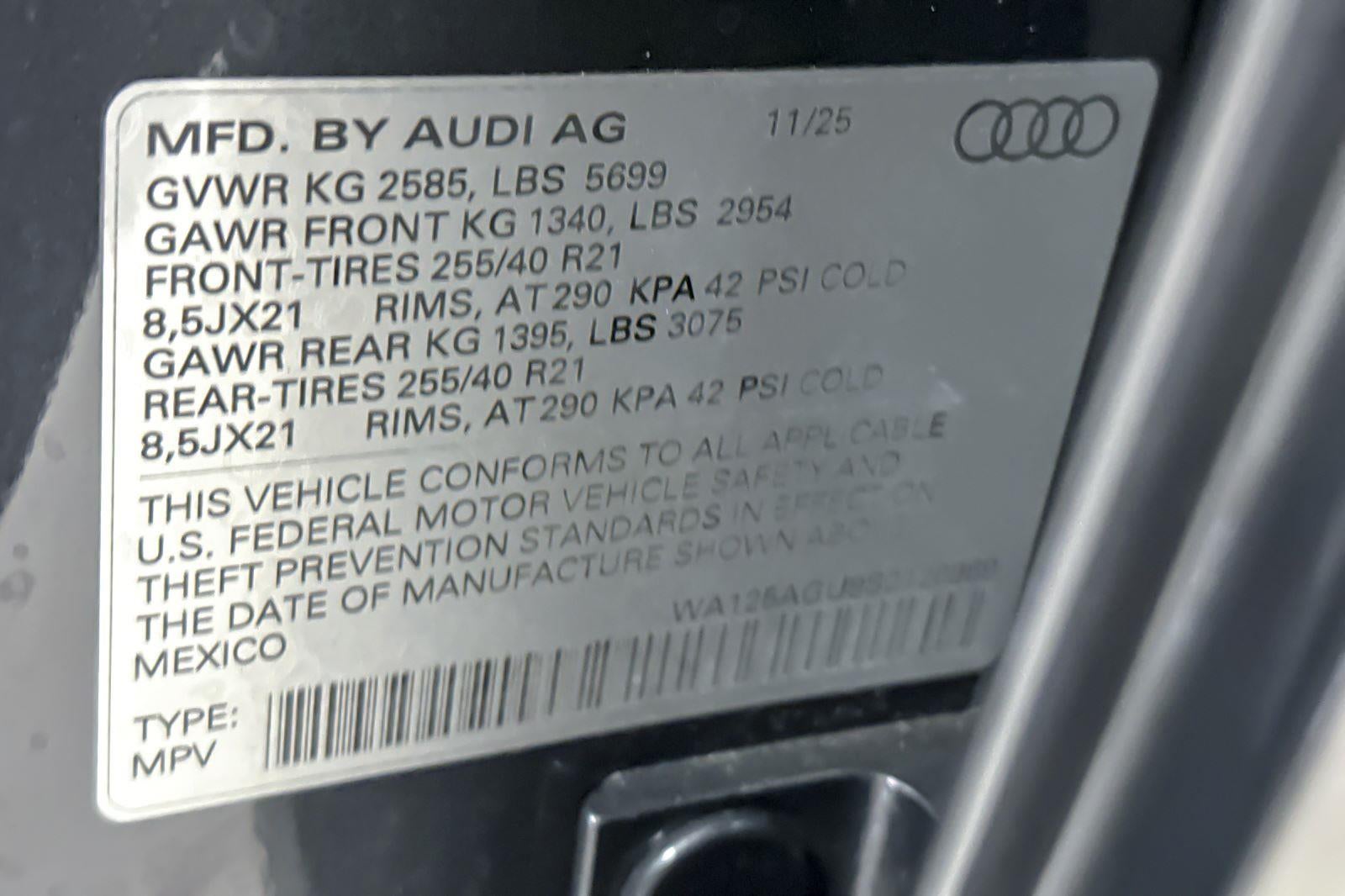 2025 Audi SQ5 Premium Plus