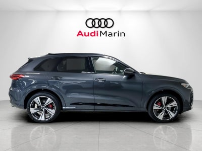 2025 Audi SQ5 Premium Plus