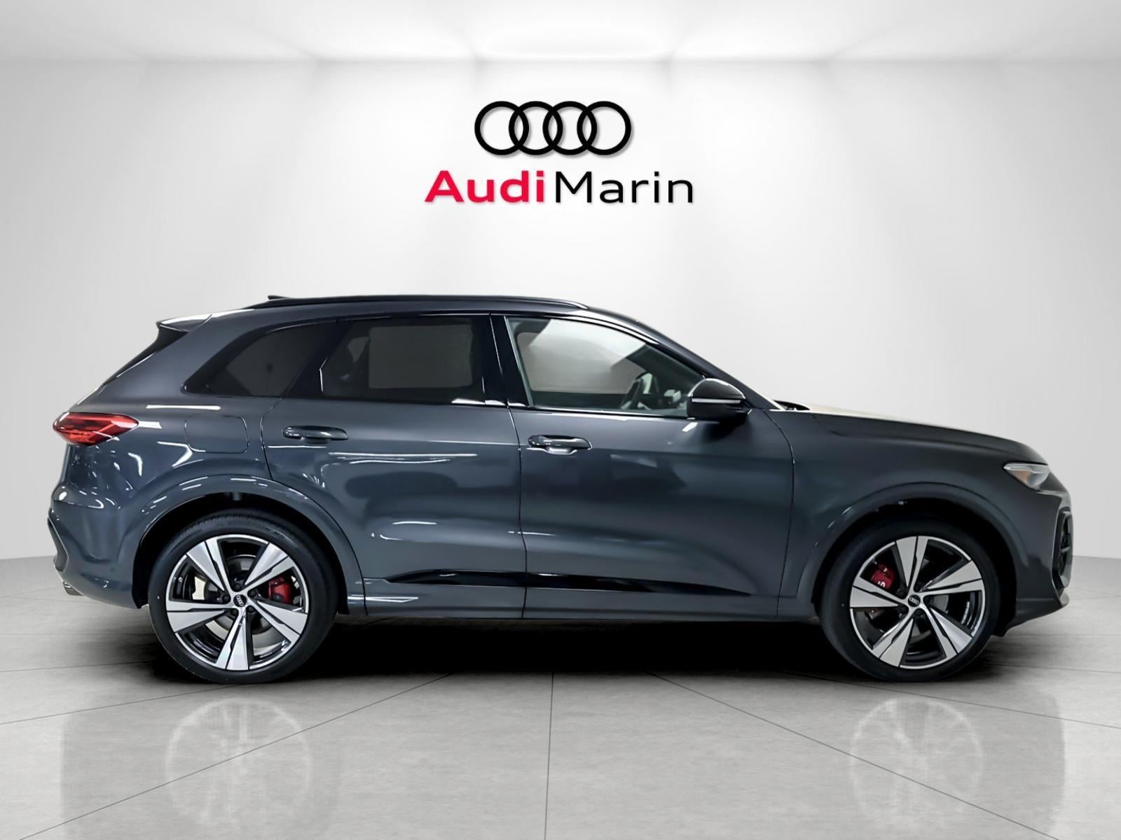 2025 Audi SQ5 Premium Plus