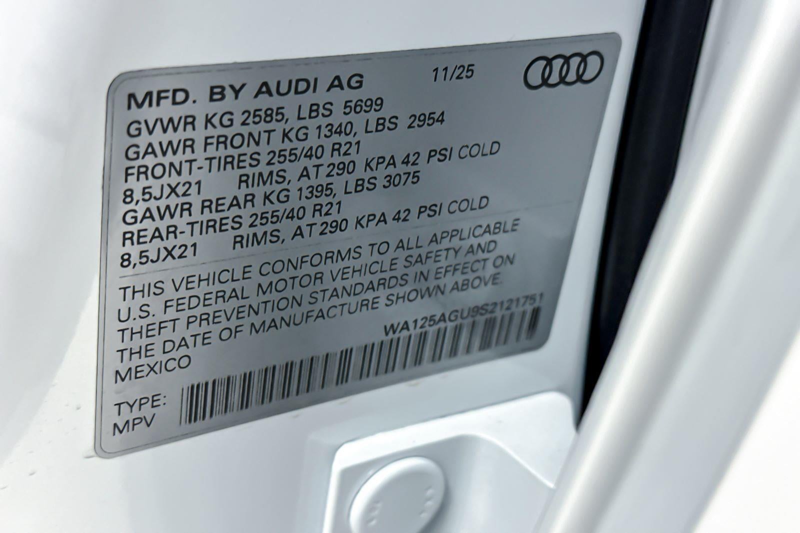 2025 Audi SQ5 Premium Plus