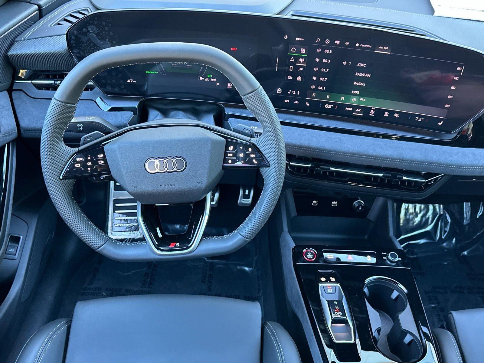 2025 Audi SQ6 e-tron Premium Plus