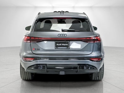 2025 Audi SQ6 e-tron Premium Plus