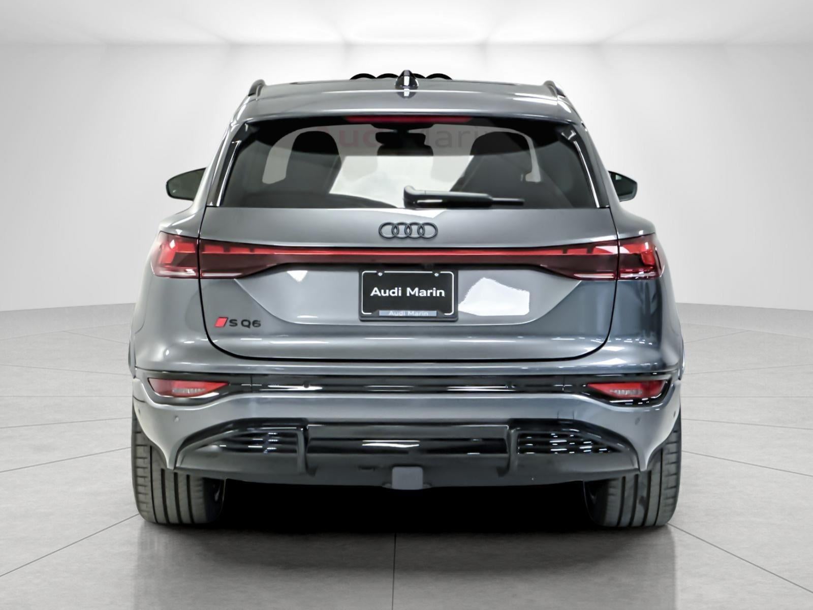 2025 Audi SQ6 e-tron Premium Plus