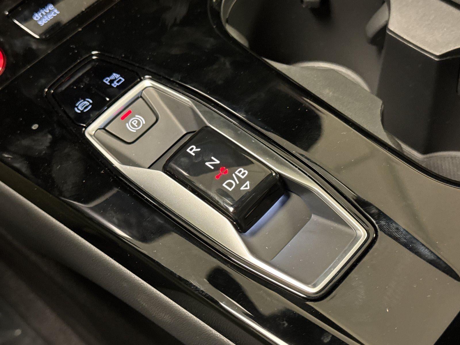 2027 Audi SQ6 e-tron Premium Plus