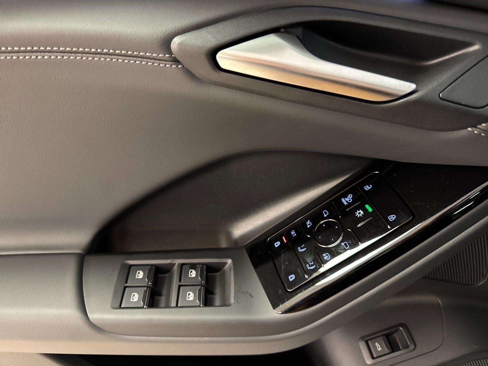 2027 Audi SQ6 e-tron Premium Plus