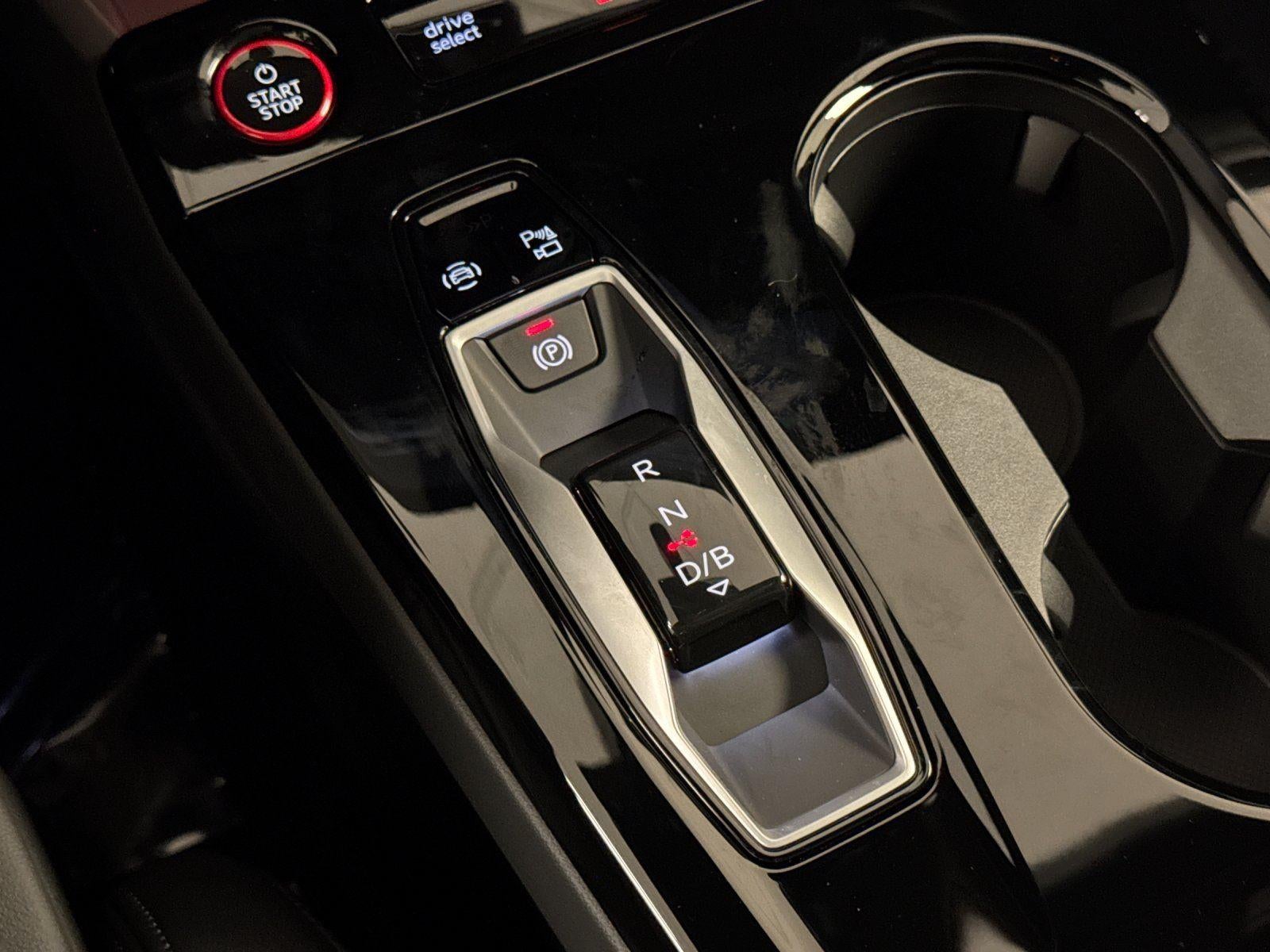 2027 Audi SQ6 e-tron Premium Plus