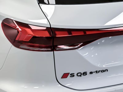 2027 Audi SQ6 e-tron Premium Plus