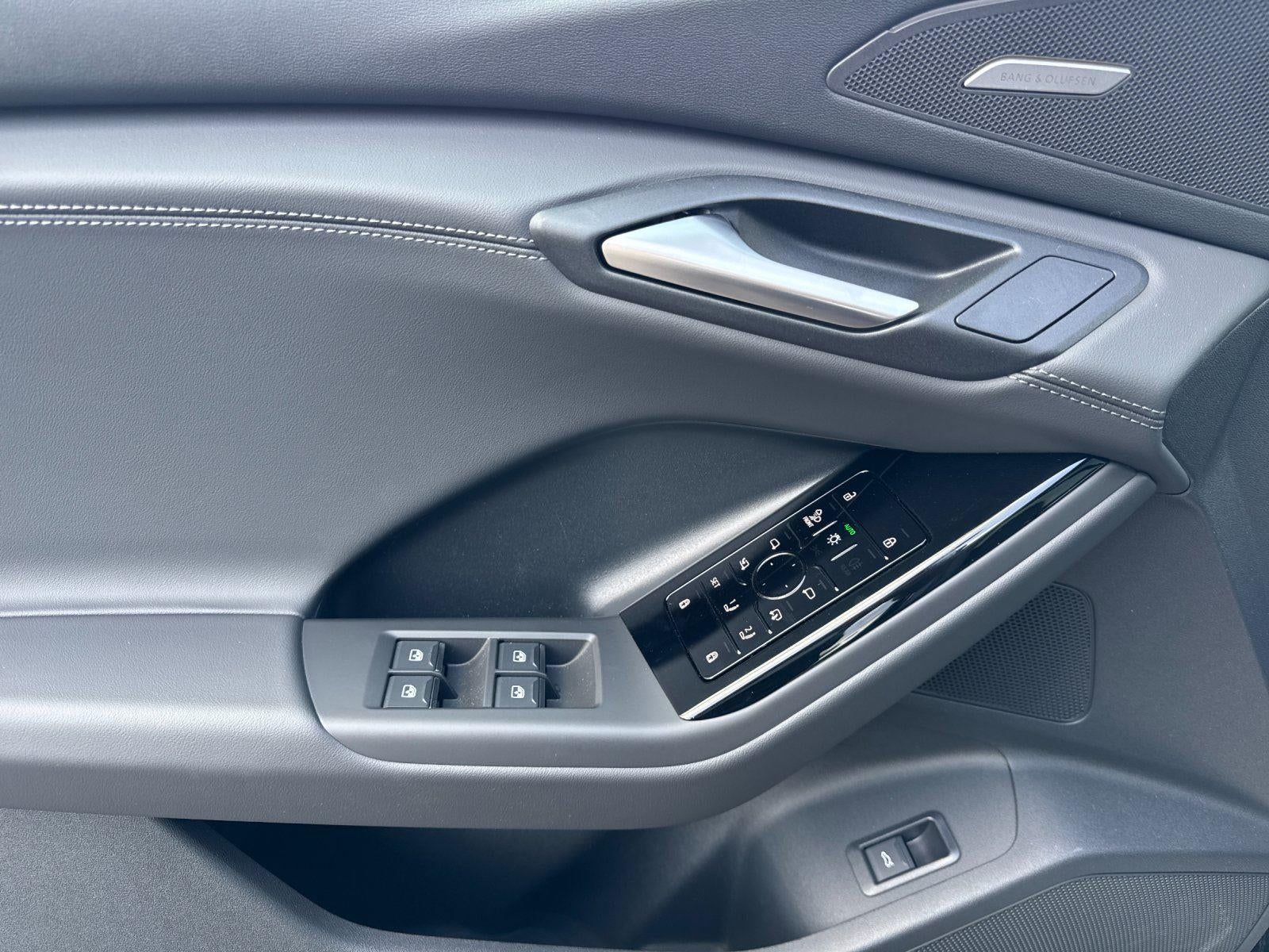 2027 Audi SQ6 e-tron Premium Plus