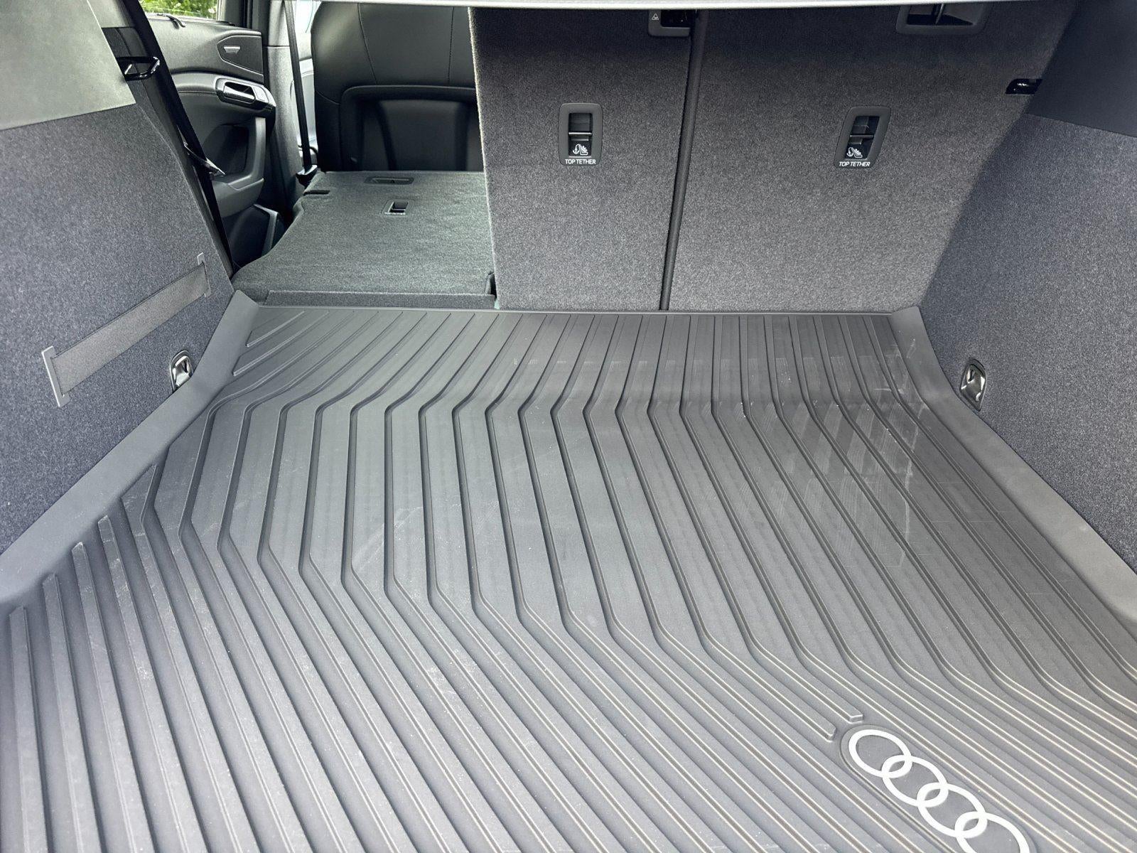 2027 Audi SQ6 e-tron Premium Plus