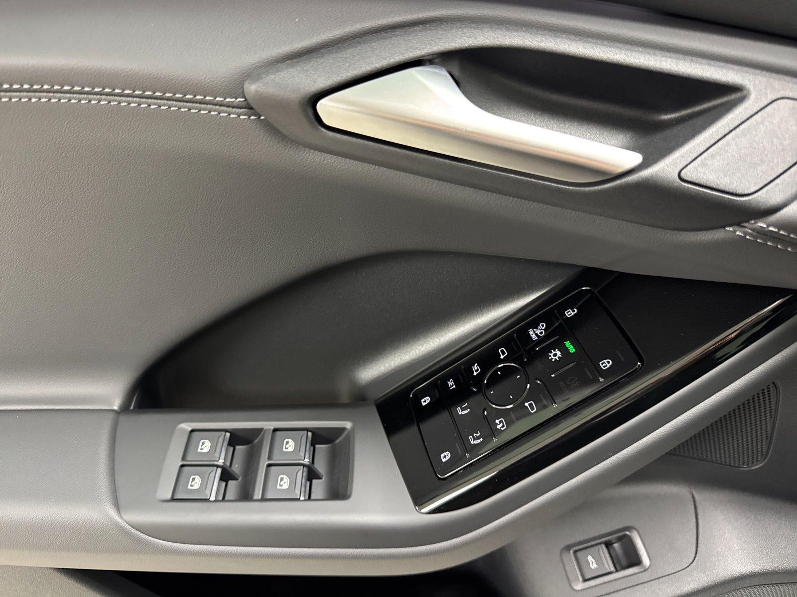 2027 Audi SQ6 e-tron Premium Plus