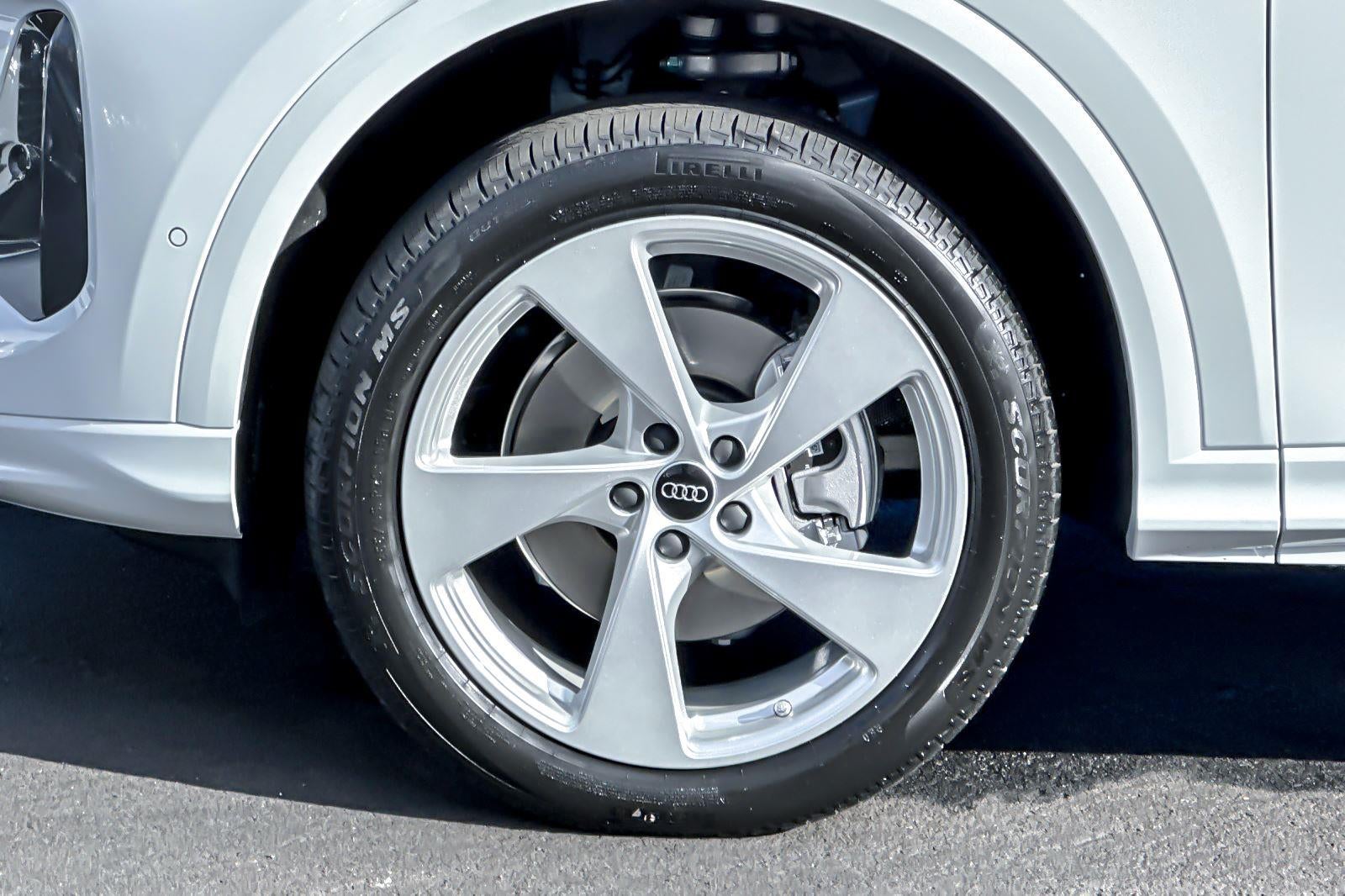 2025 Audi Q5 Premium Plus