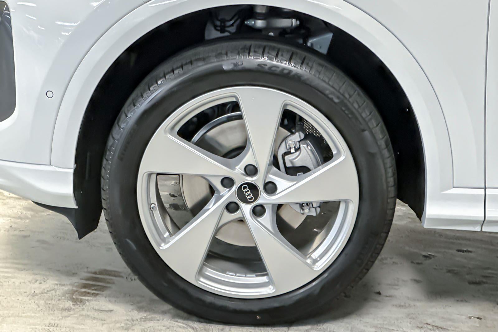 2025 Audi Q5 Premium Plus