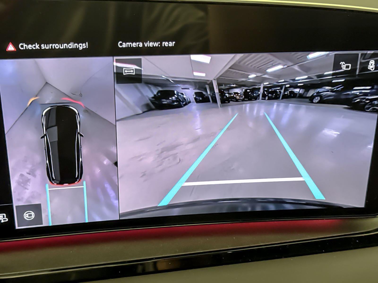 2025 Audi Q6 e-tron Prestige