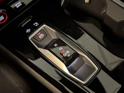 2025 Audi SQ6 e-tron Prestige