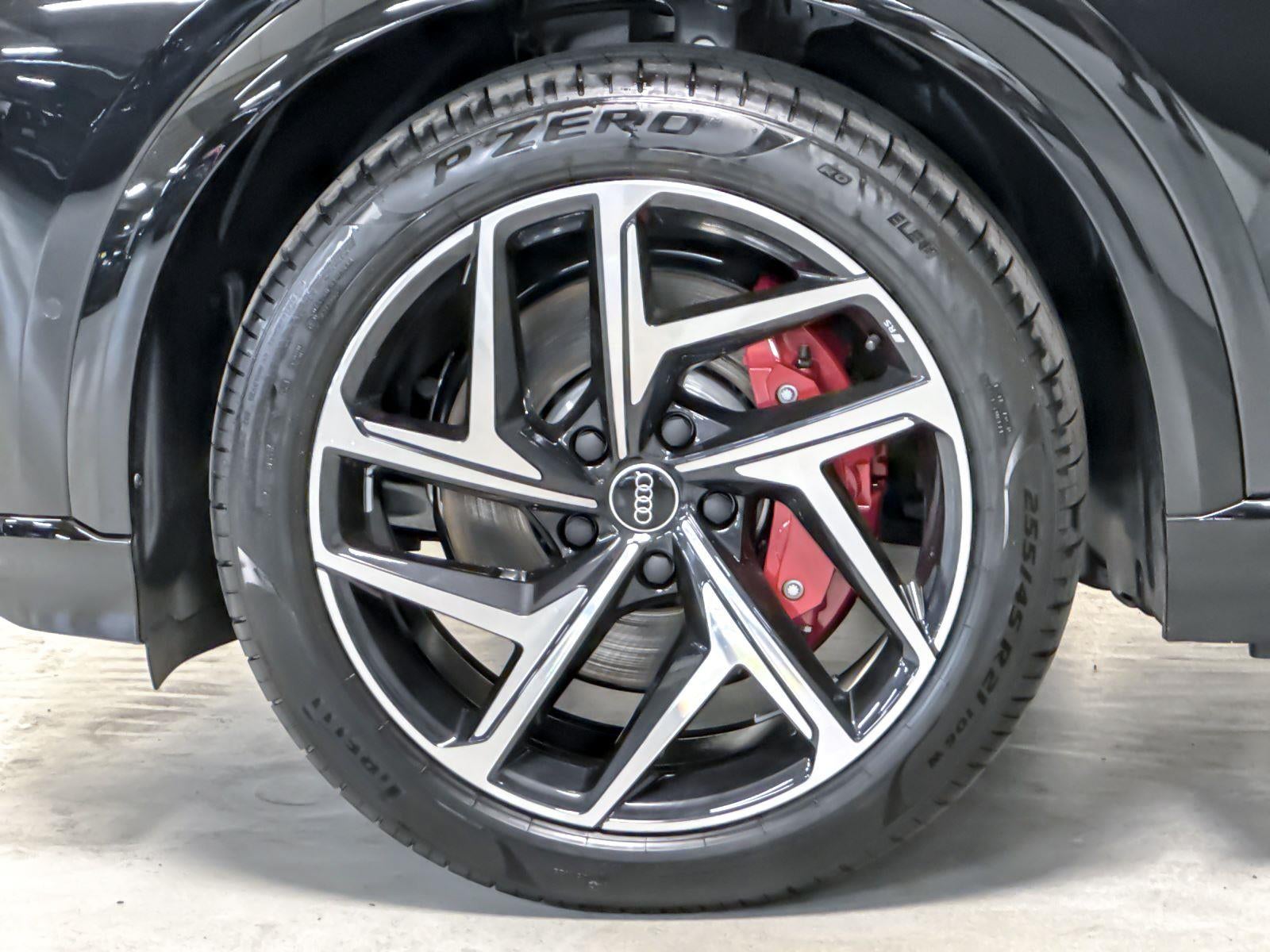 2025 Audi SQ6 e-tron Prestige