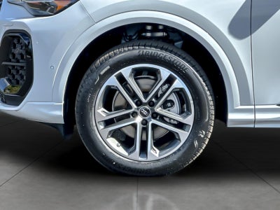 2026 Audi Q5 Premium