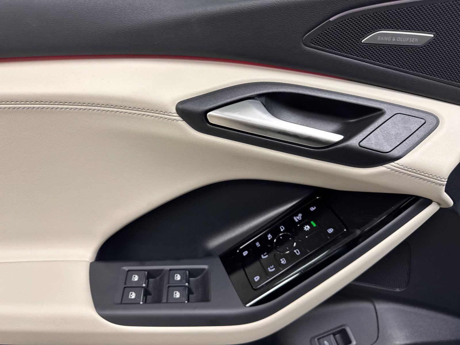 2027 Audi Q6 e-tron Premium Plus