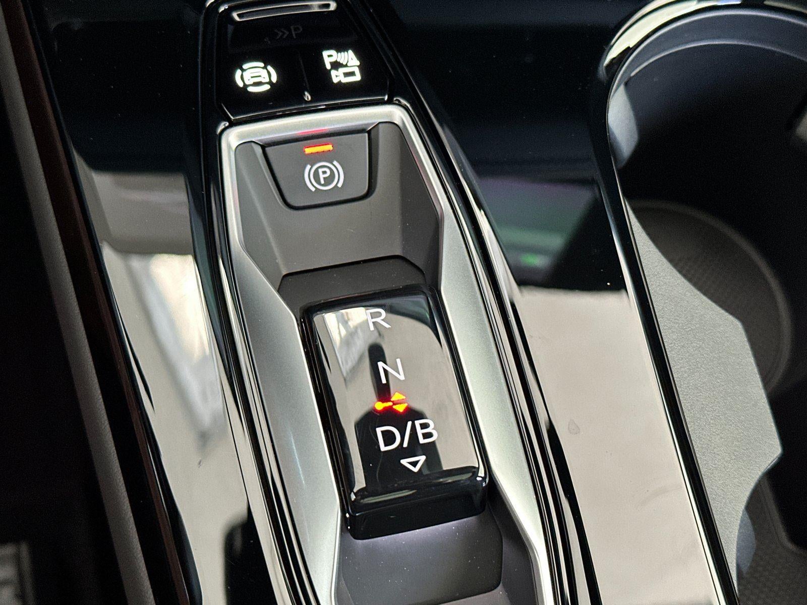 2027 Audi Q6 e-tron Premium Plus
