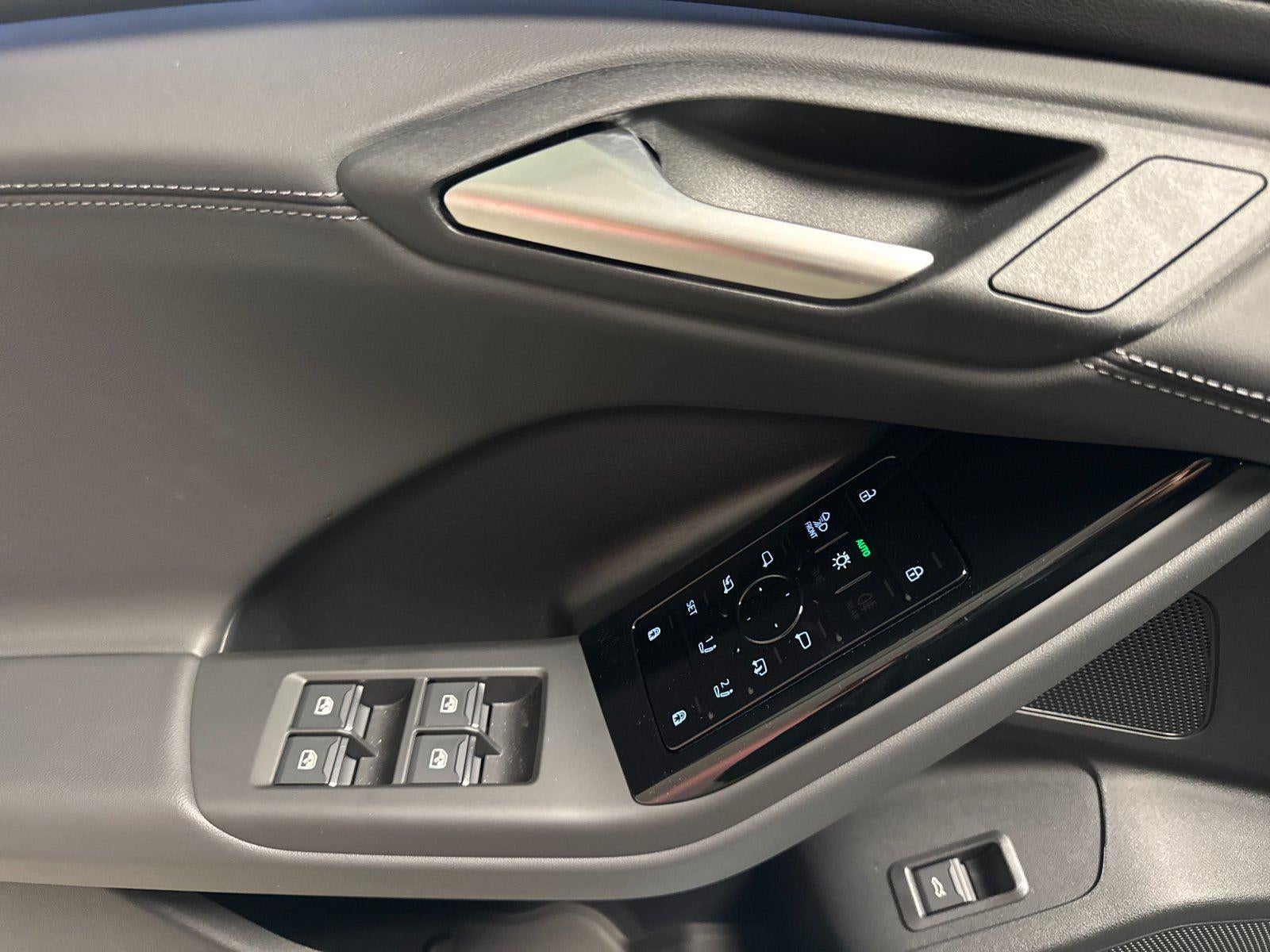 2027 Audi Q6 e-tron Premium Plus