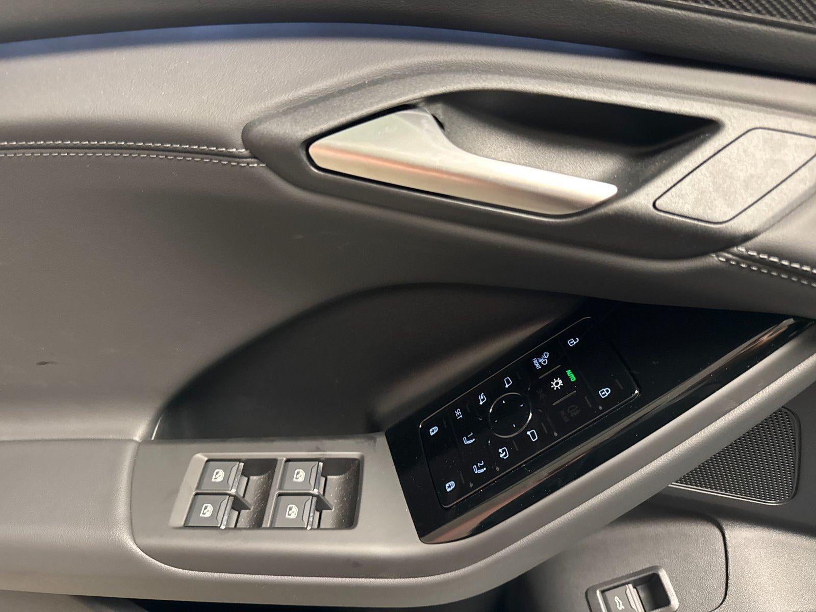 2027 Audi Q6 e-tron Premium Plus