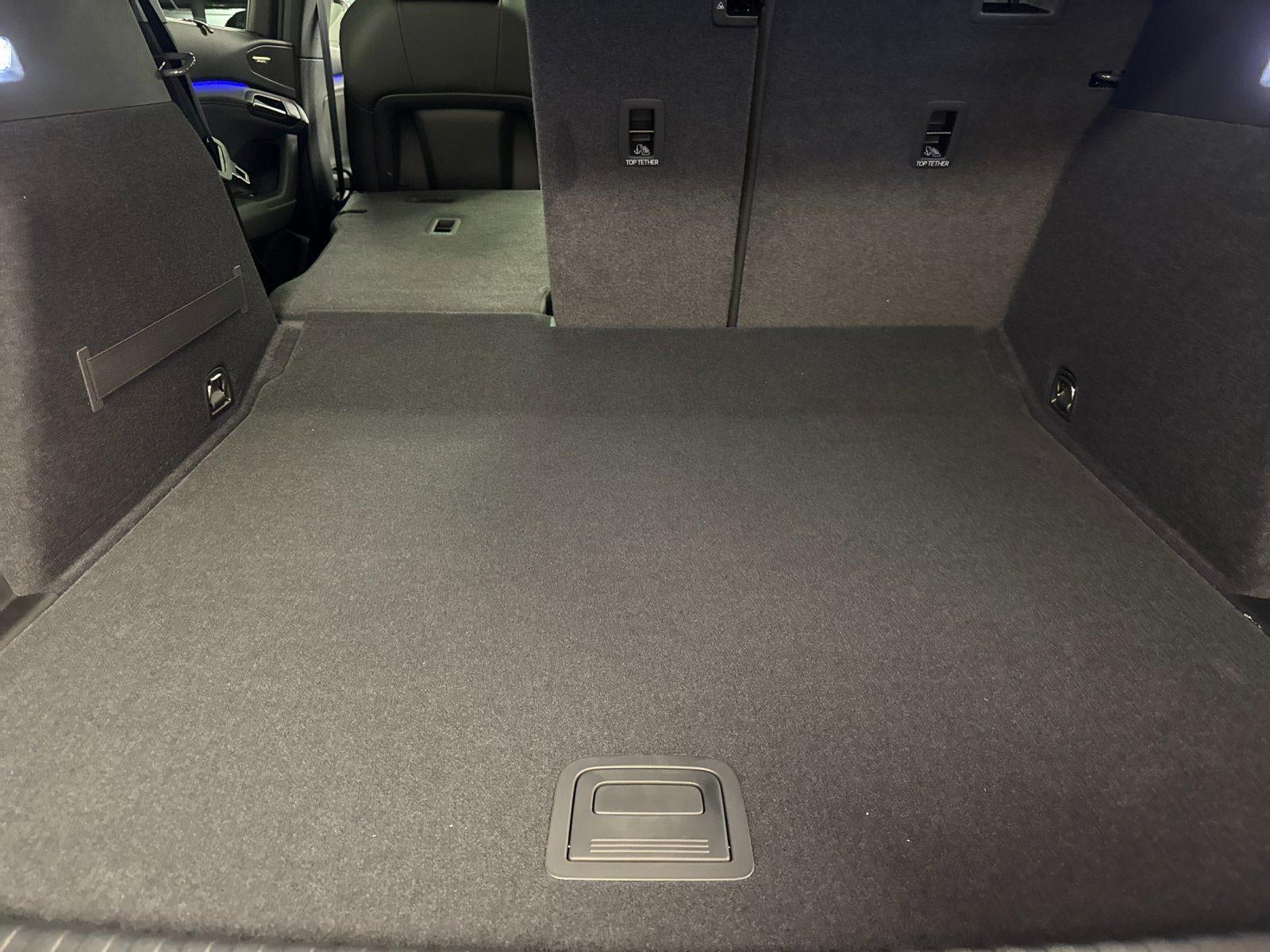 2027 Audi Q6 e-tron Premium Plus