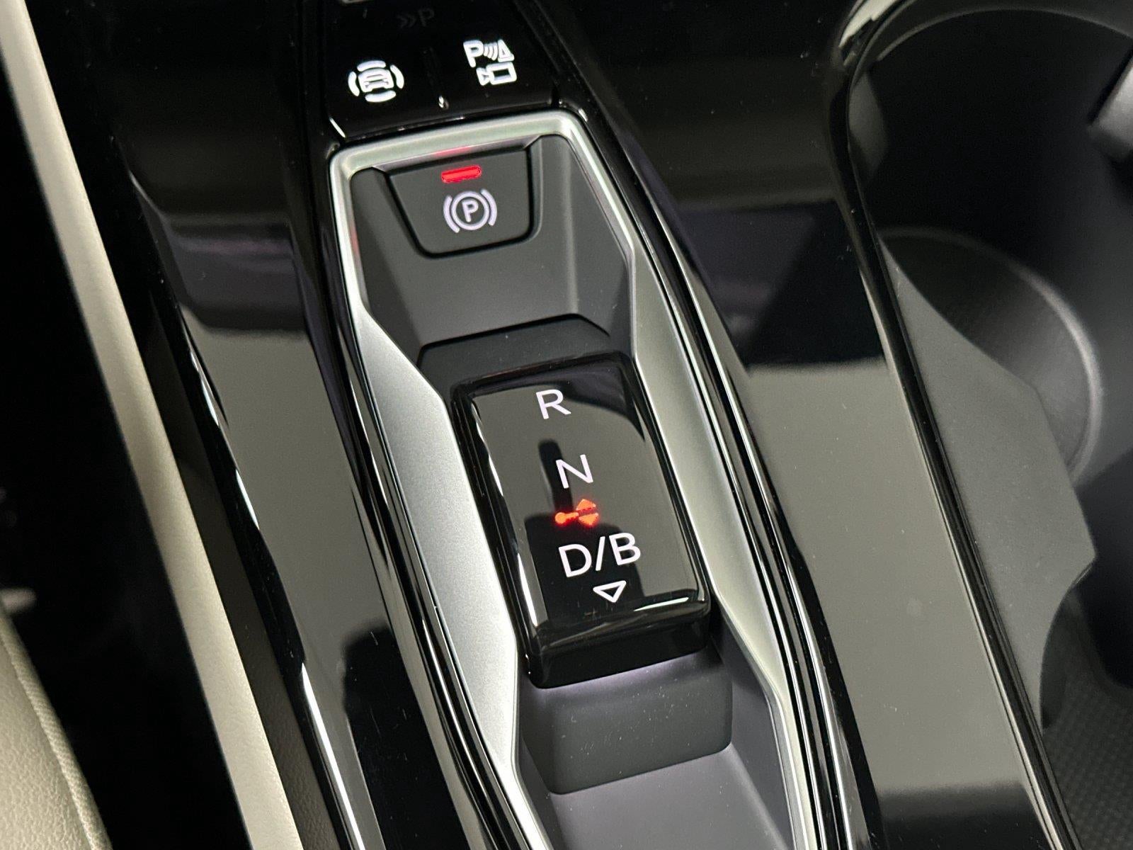 2027 Audi Q6 e-tron Premium Plus