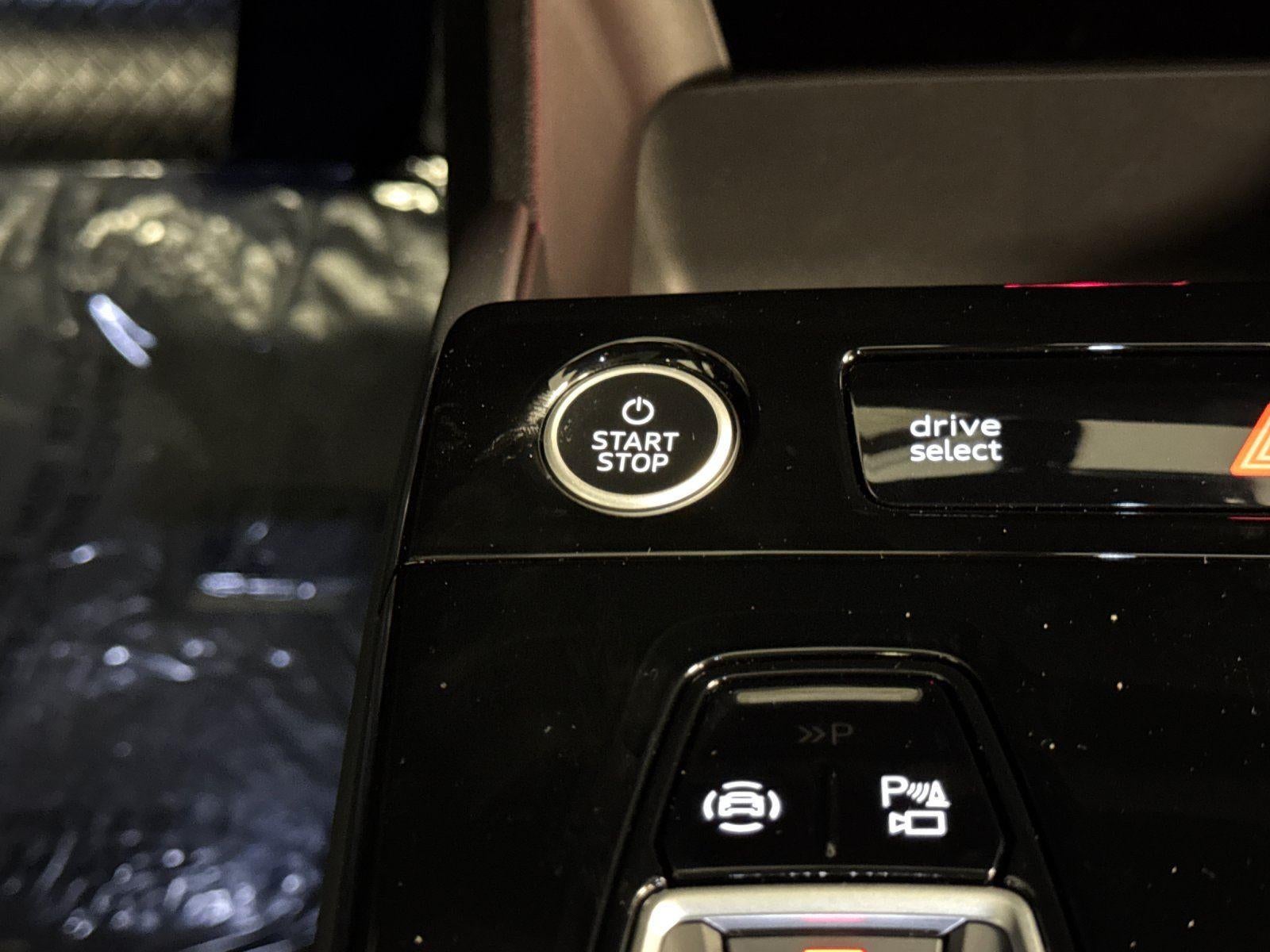 2027 Audi Q6 e-tron Premium Plus