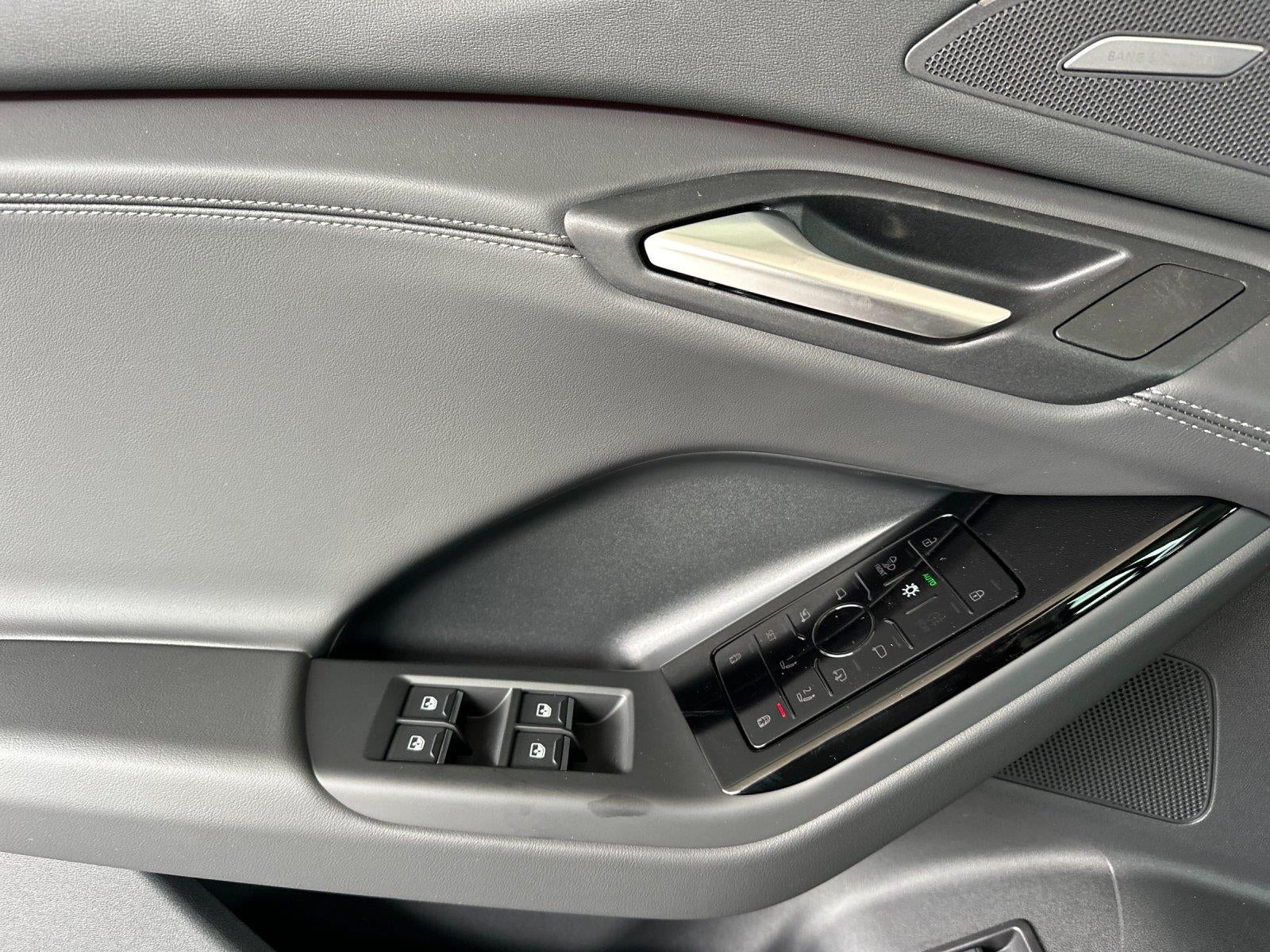 2027 Audi Q6 e-tron Premium Plus