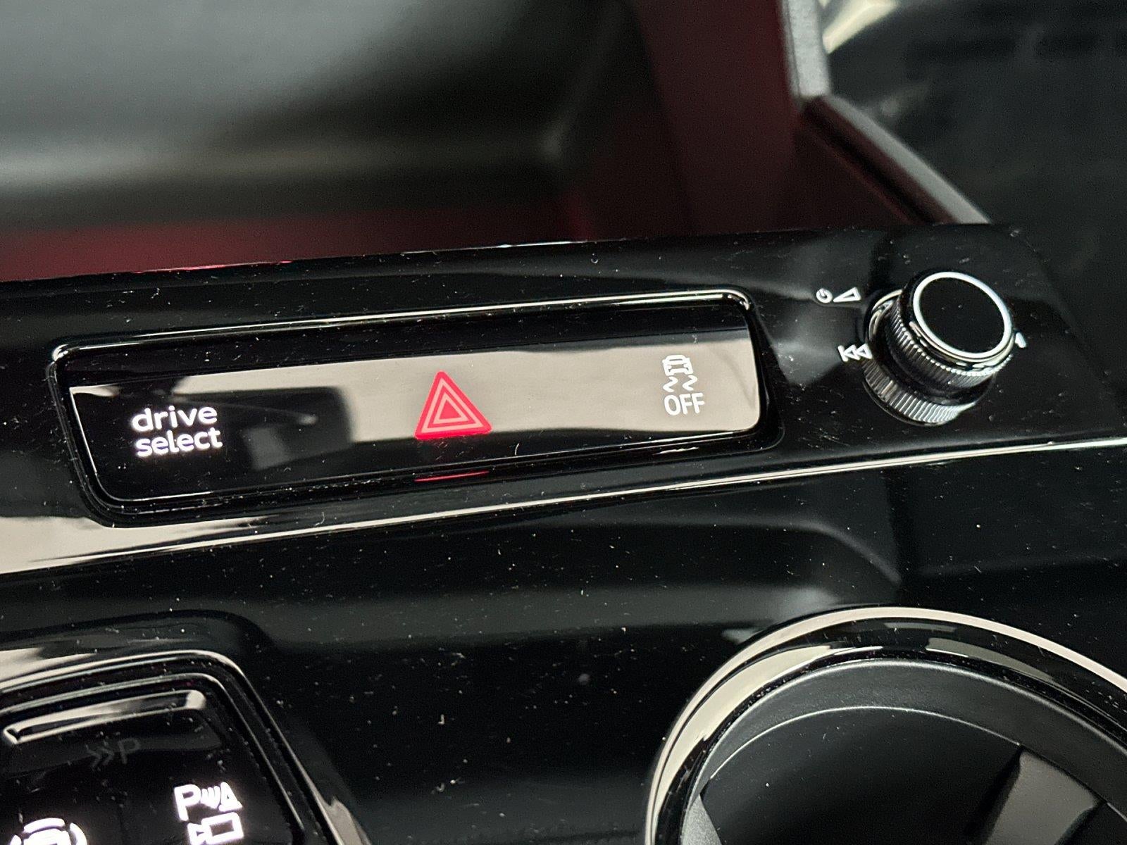 2027 Audi Q6 e-tron Premium Plus