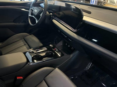 2027 Audi Q6 e-tron Premium Plus