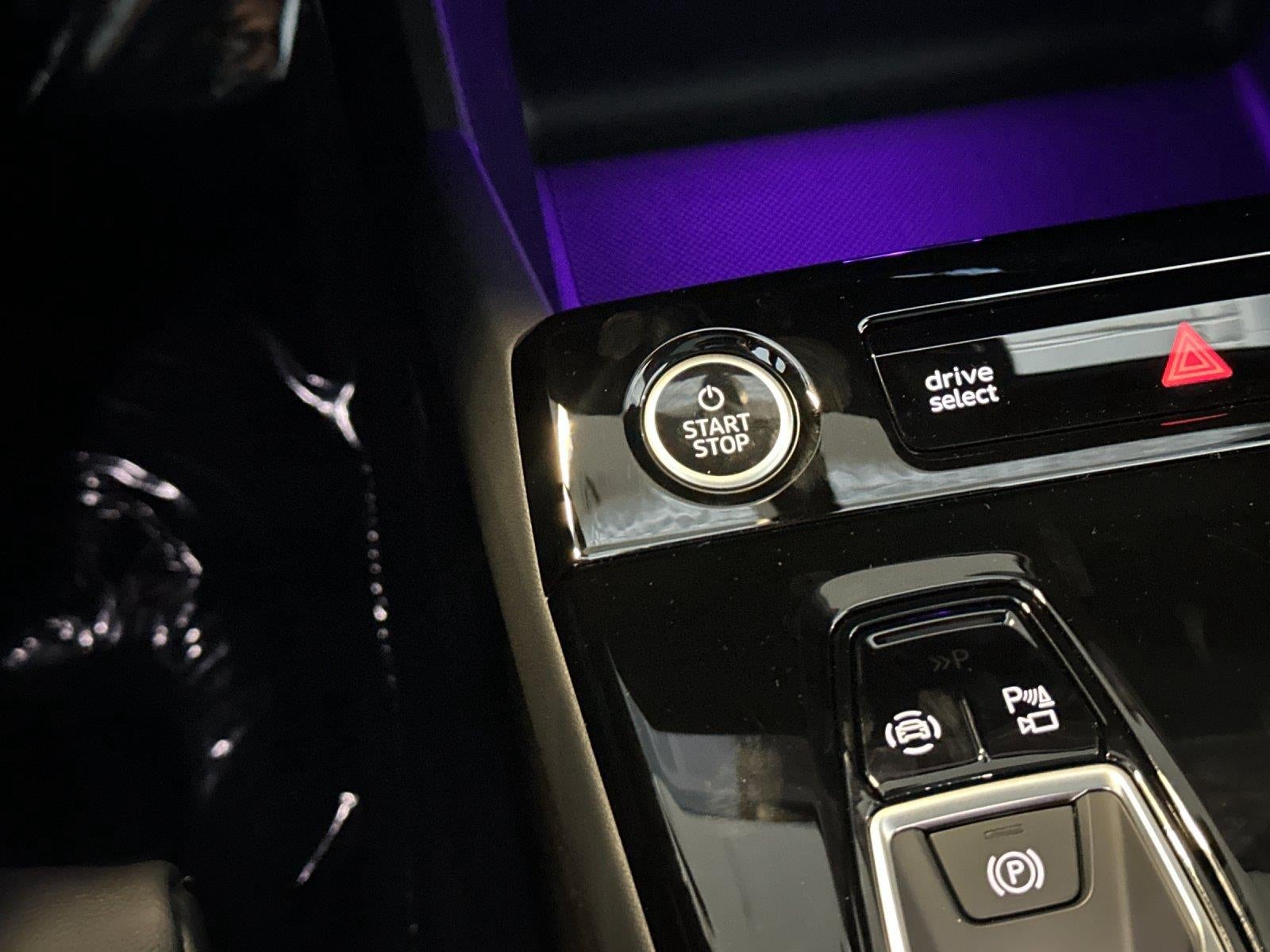 2027 Audi Q6 e-tron Premium Plus