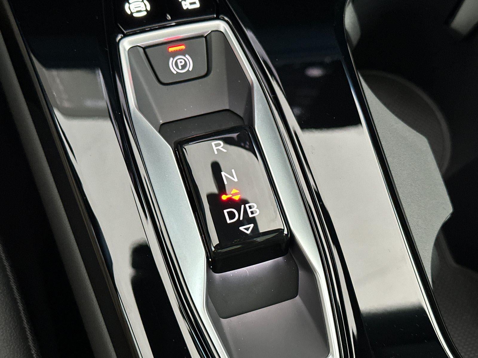 2027 Audi Q6 e-tron Premium Plus
