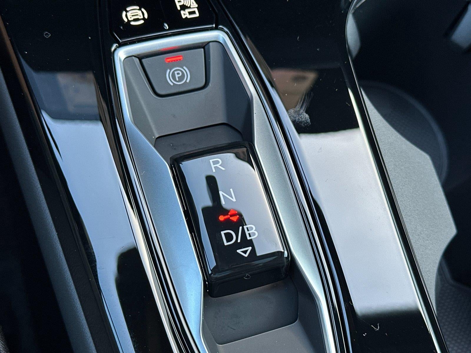 2027 Audi Q6 e-tron Premium Plus