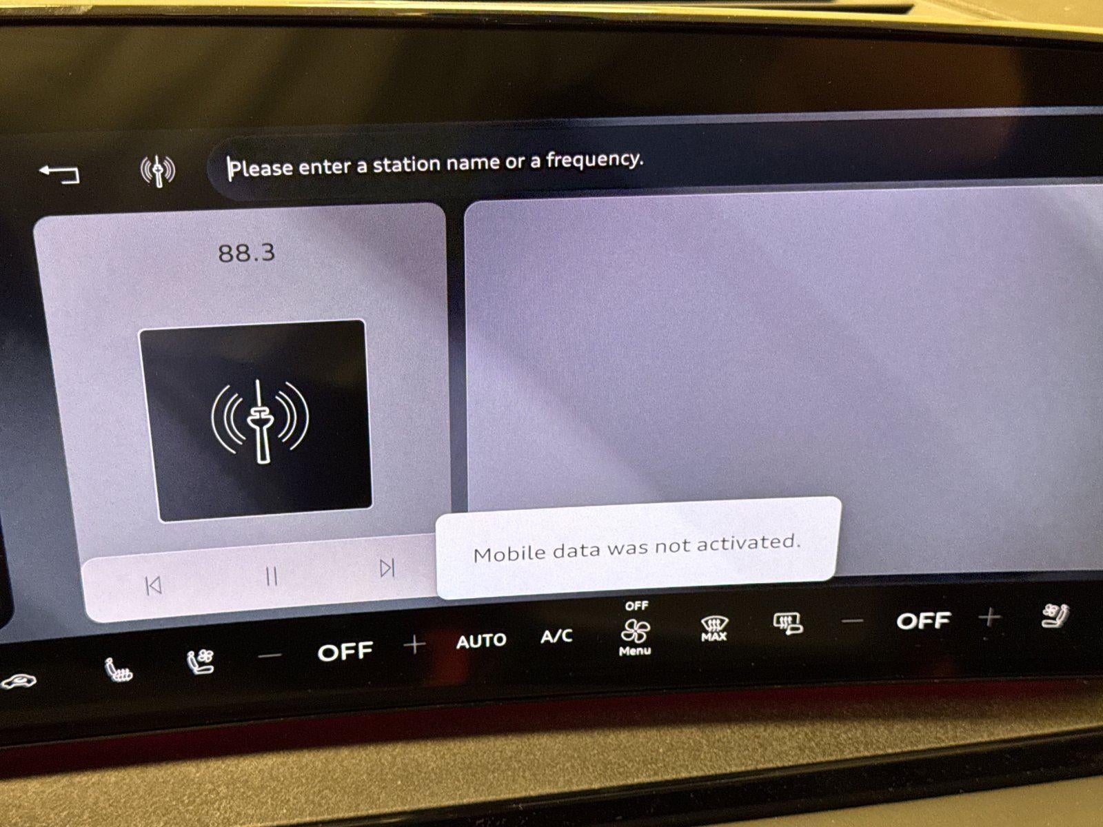 2027 Audi Q6 e-tron Premium Plus