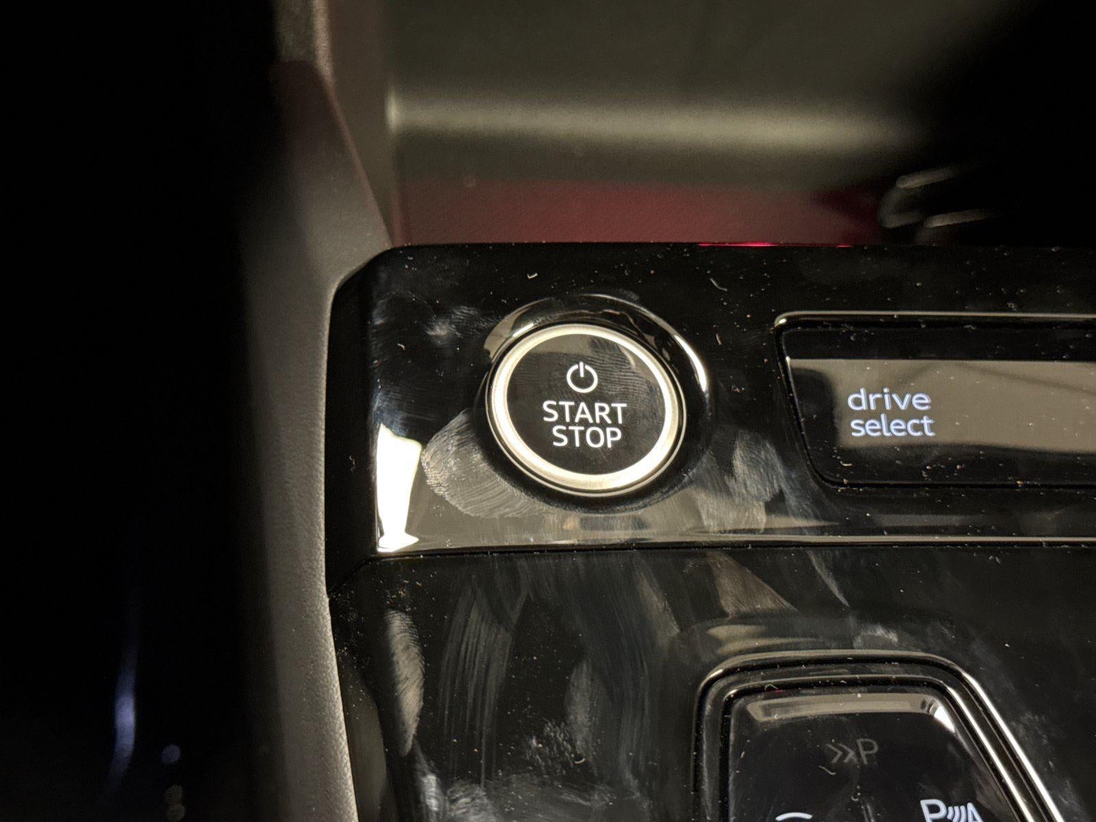 2027 Audi Q6 e-tron Premium Plus