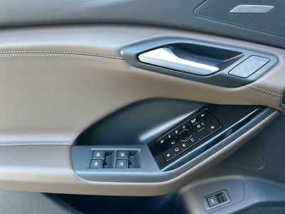 2027 Audi Q6 e-tron Premium Plus