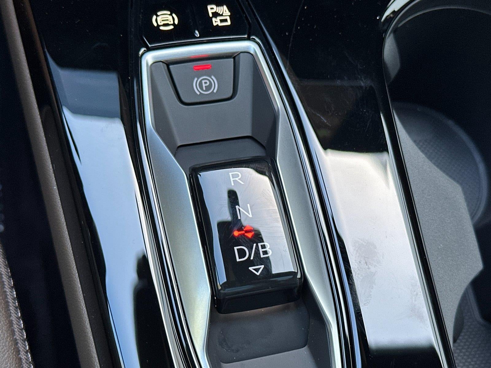 2027 Audi Q6 e-tron Premium Plus