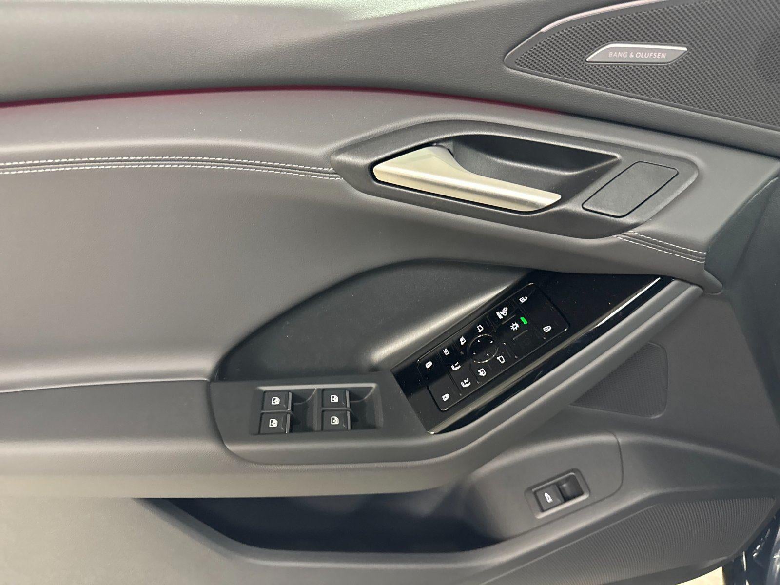2027 Audi Q6 e-tron Premium Plus