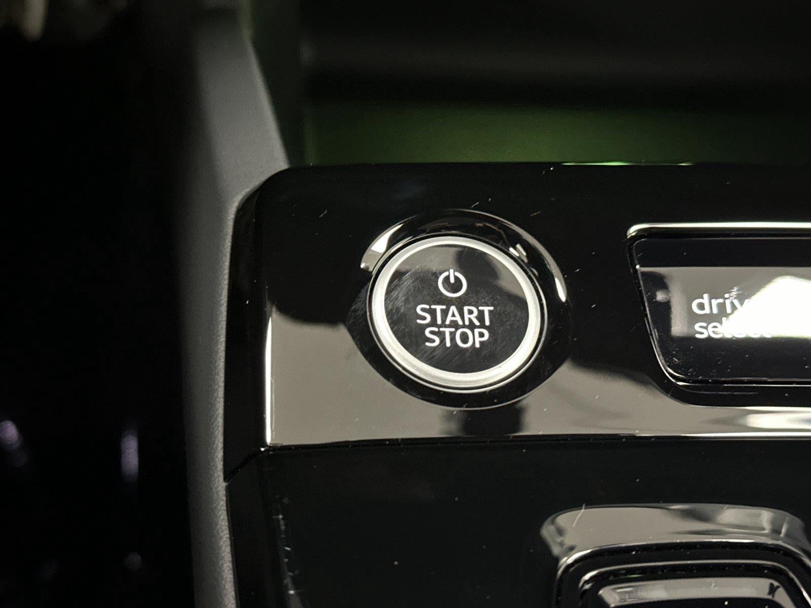 2027 Audi Q6 e-tron Premium Plus