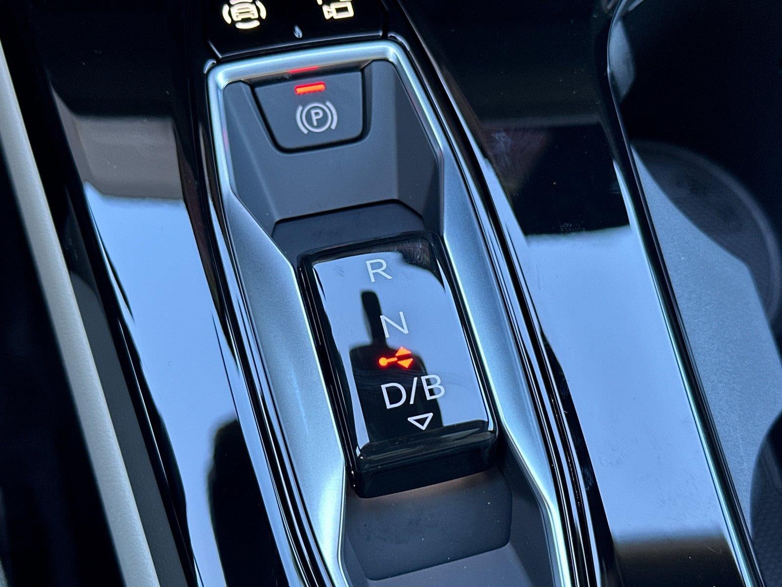 2027 Audi Q6 e-tron Premium Plus