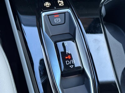 2027 Audi Q6 e-tron Prestige