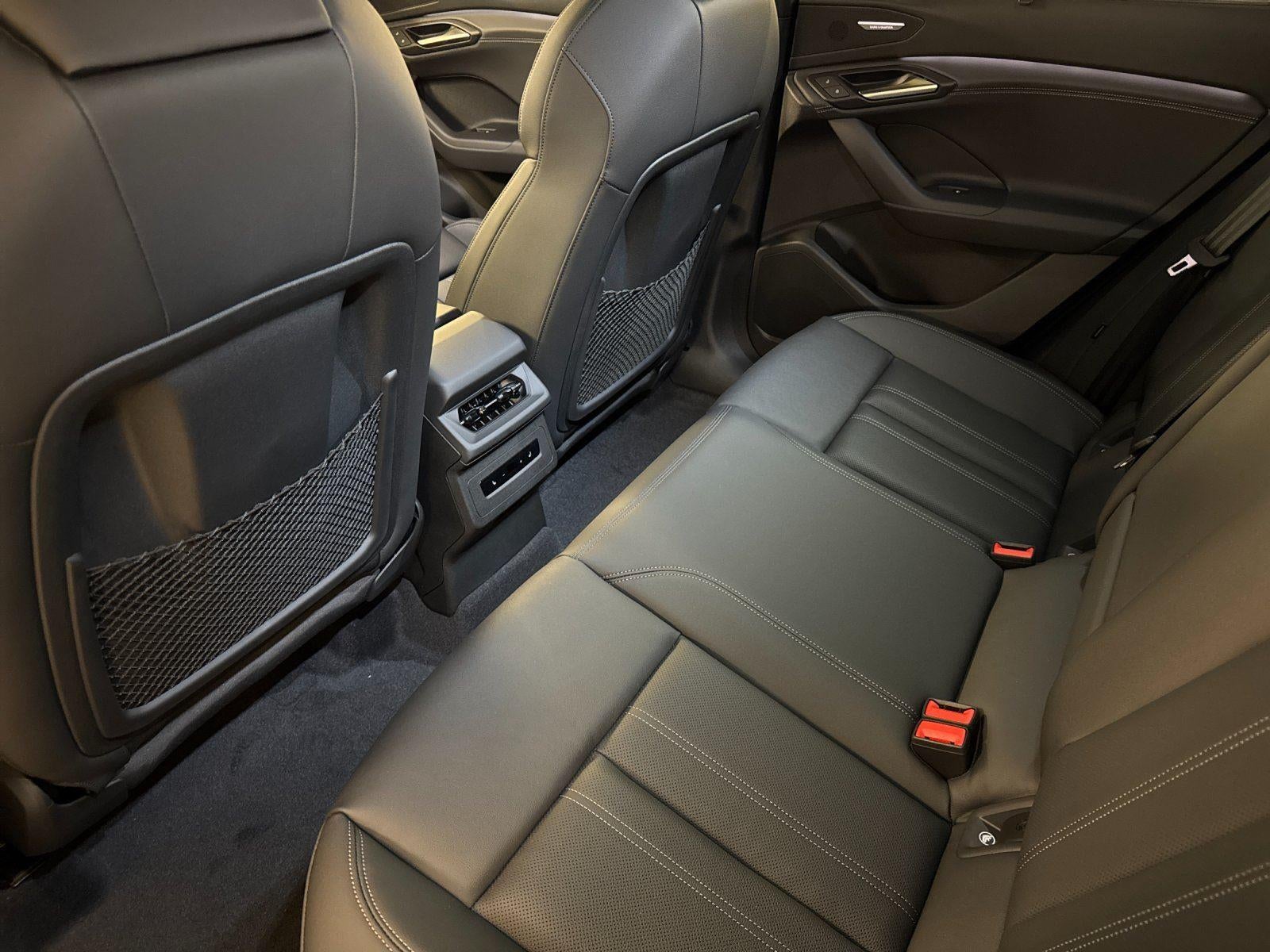 2027 Audi Q6 e-tron Prestige